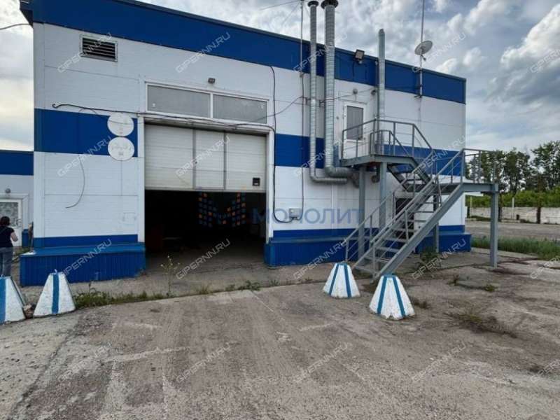 имущественный комплекс под офис, недвижимость под автобизнес на Магистральной улице село Запрудное