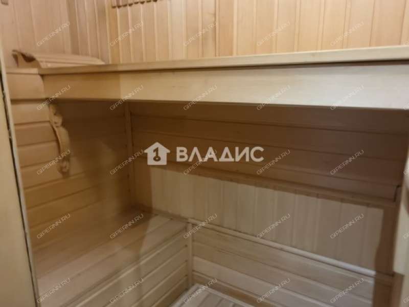 четырёхкомнатная квартира на проспекте Победы дом 14 город Кстово