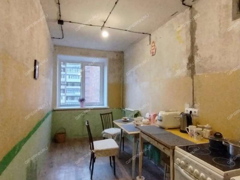 четырёхкомнатная квартира в 2-м микрорайоне дом 3 город Кстово