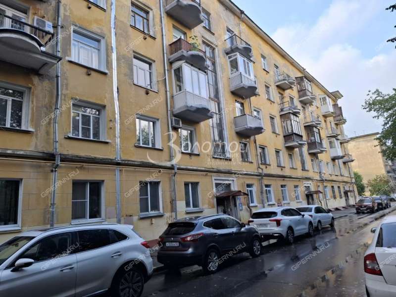 трёхкомнатная квартира на улице Ватутина дом 2