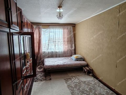 ul-kosmonavta-komarova-d-12a фото