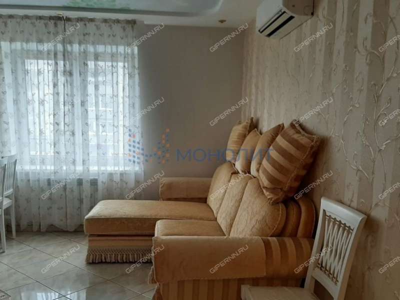 трёхкомнатная квартира на проспекте Гагарина дом 107