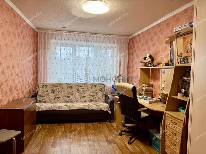 трёхкомнатная квартира на проспекте Кораблестроителей дом 33