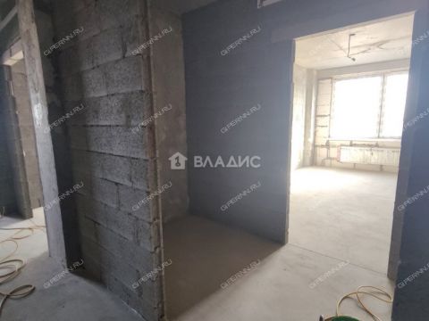 3-komnatnaya-ul-poltavskaya-d-15 фото