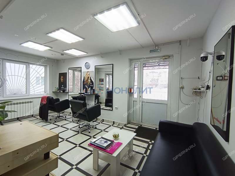 помещение под помещение свободного назначения на улице Сергея Есенина