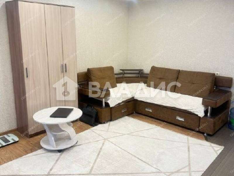 двухкомнатная квартира на улице Федосеенко дом 79