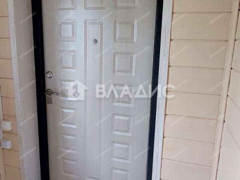 дом на улице Родниковая деревня Маевка