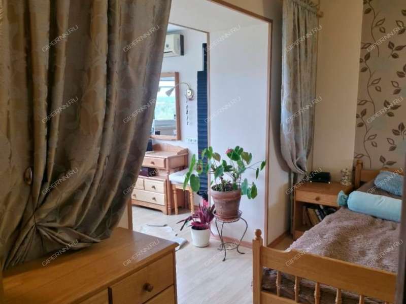 четырёхкомнатная квартира на улице Ситнова дом 8б город Дзержинск