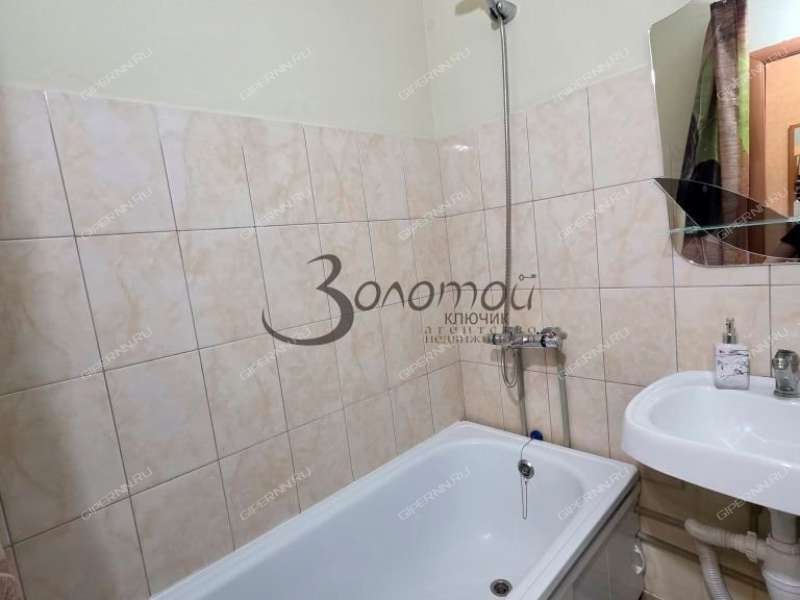 однокомнатная квартира на улице Движенцев дом 34