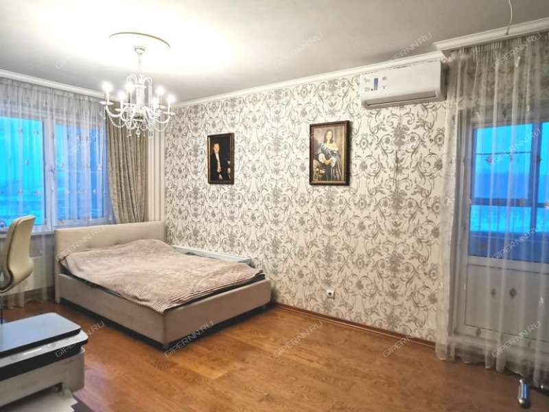 четырёхкомнатная квартира на улице Янки Купалы дом 38