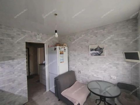 1-komnatnaya-ul-geroya-sovetskogo-soyuza-usilova-d-8 фото