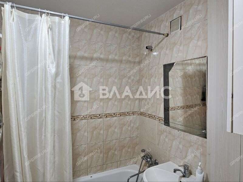 трёхкомнатная квартира на улице Героя Советского Союза Прыгунова дом 18