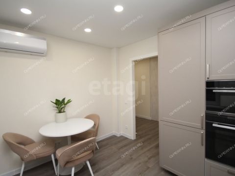 2-komnatnaya-nab-volzhskaya-d-24 фото