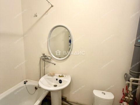 2-komnatnaya-prosp-korablestroiteley-d-70 фото