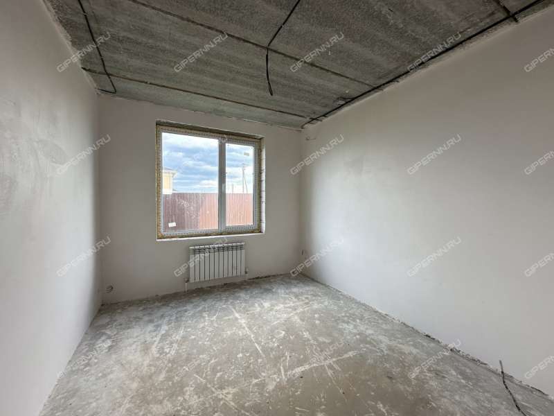 дом на Еловая ул. город Кстово