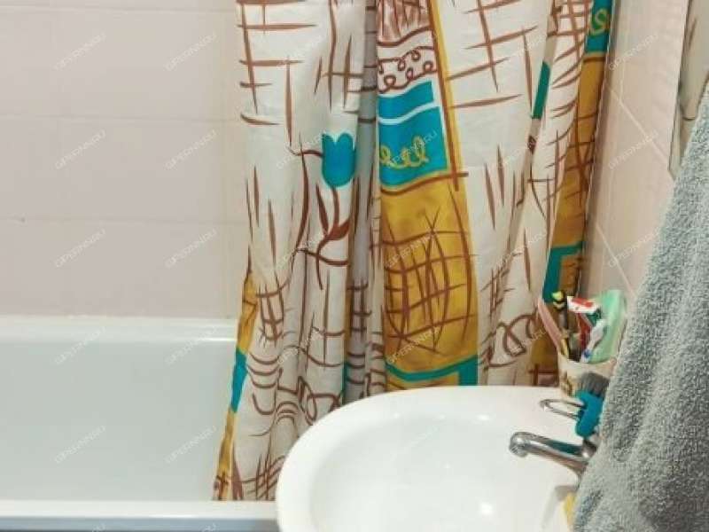 трёхкомнатная квартира на проспекте Кораблестроителей дом 60