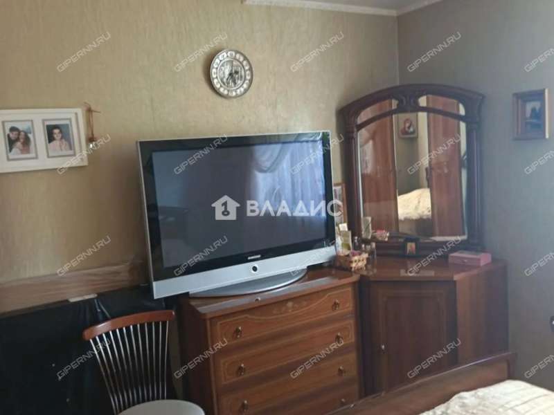 трёхкомнатная квартира на Южном шоссе дом 28 к2