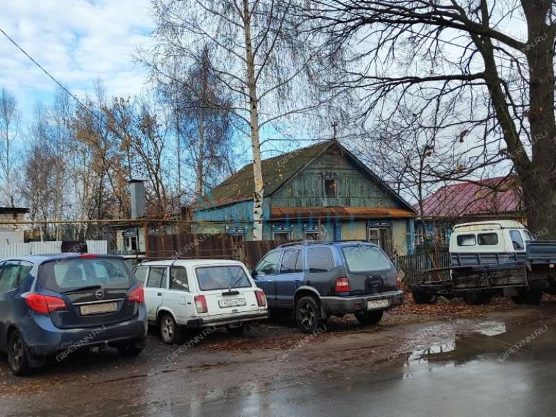 земельный участок 8,7 сотки улица Тарханова