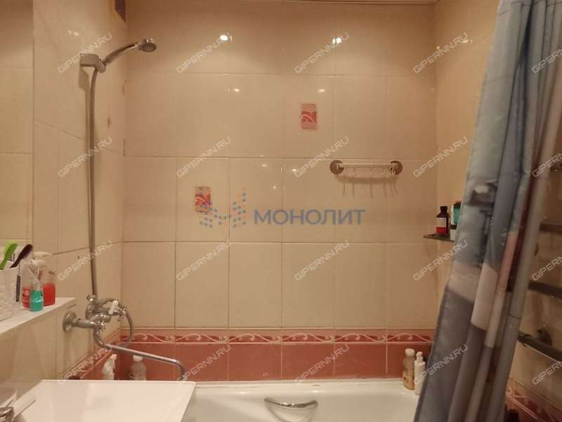 трёхкомнатная квартира на улице Маршала Жукова дом 4