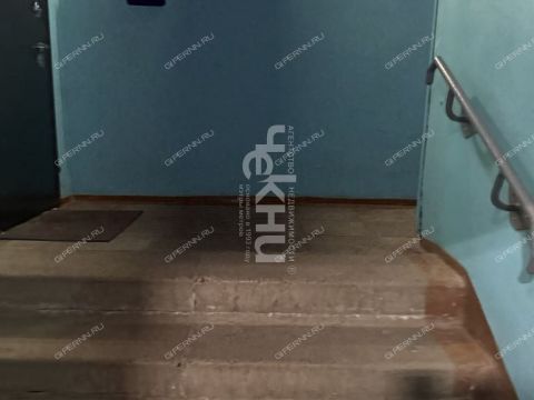 1-komnatnaya-ul-sergeya-tyulenina-d-7 фото