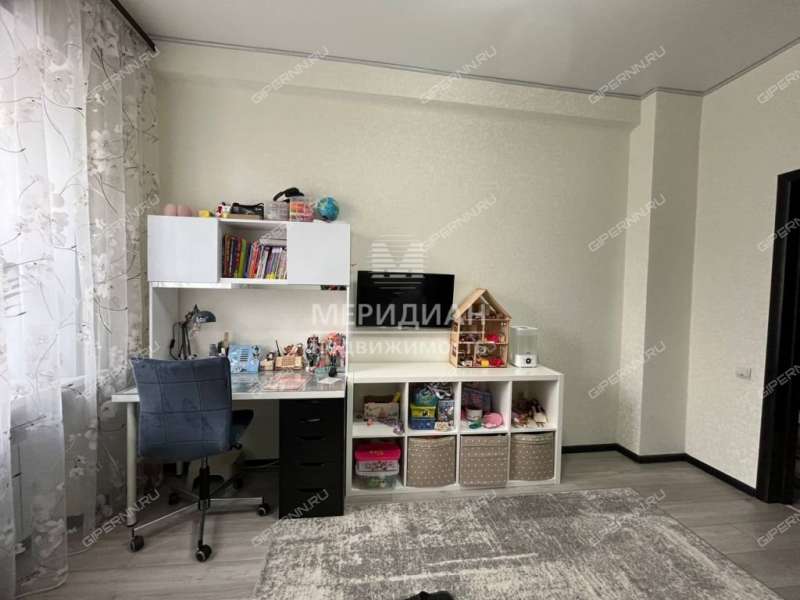 двухкомнатная квартира на улице Страж Революции дом 32