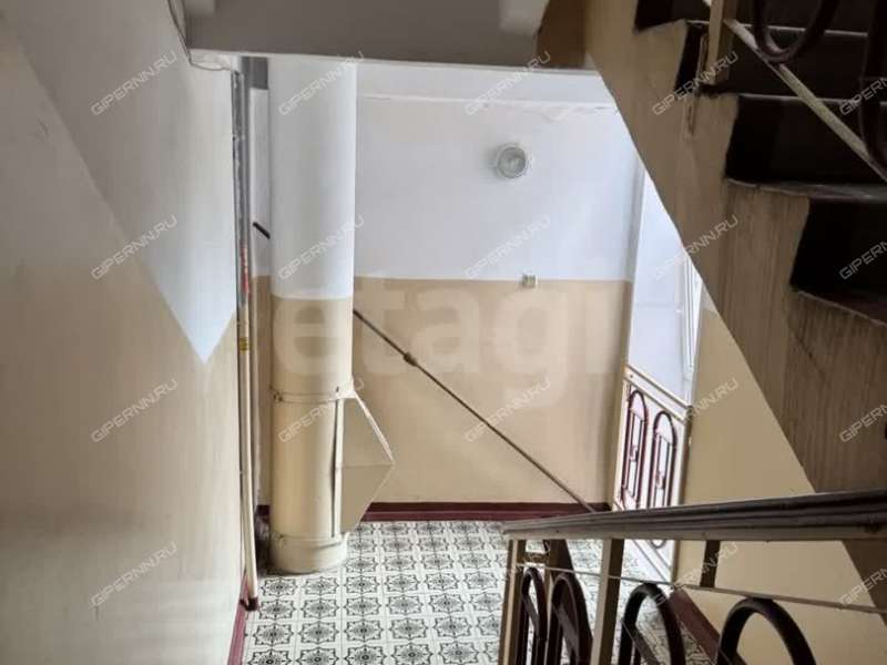 трёхкомнатная квартира на улице Максима Горького дом 52