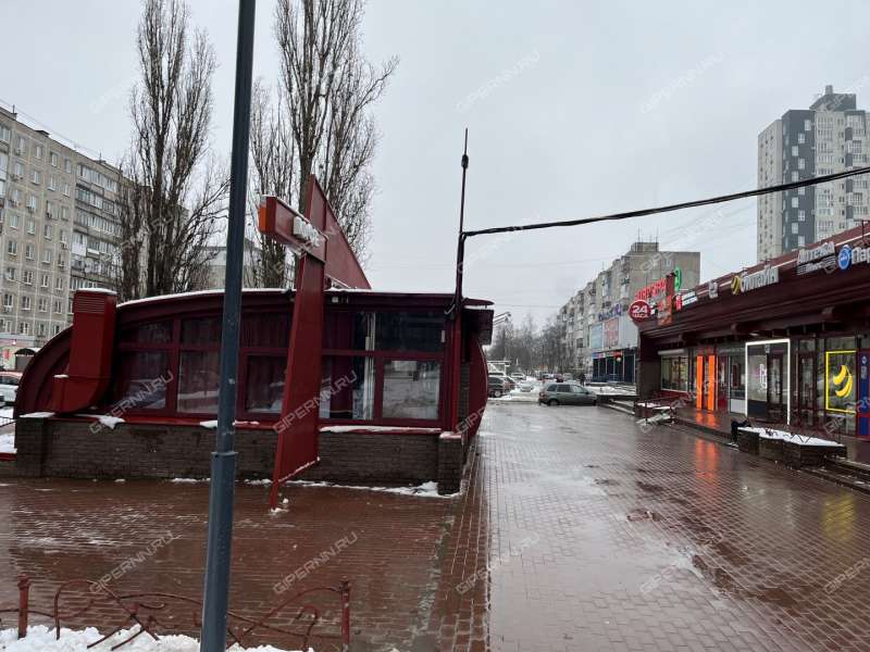 помещение под торговую площадь на проспекте Кораблестроителей