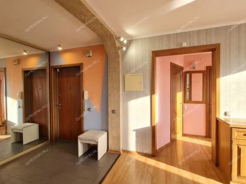3-komnatnaya-ul-kerchenskaya-d-28 фото