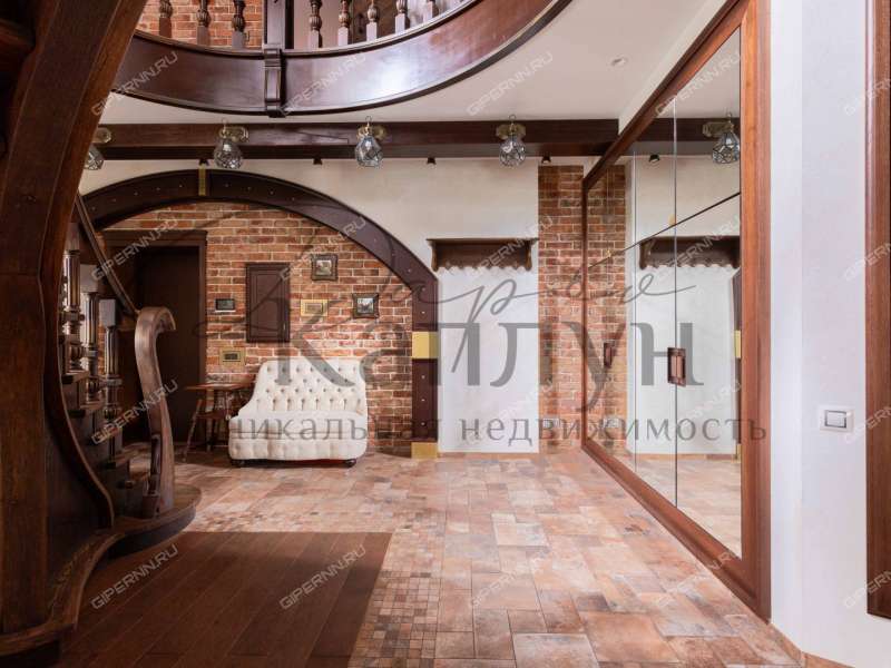 пятикомнатная квартира на улице Семашко дом 12