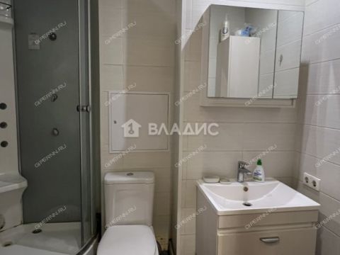 2-komnatnaya-ul-maksima-gorkogo-d-152a фото