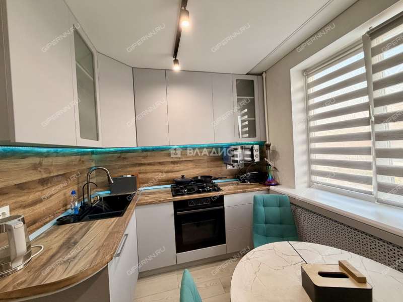 однокомнатная квартира на улице Чугунова дом 15 город Бор