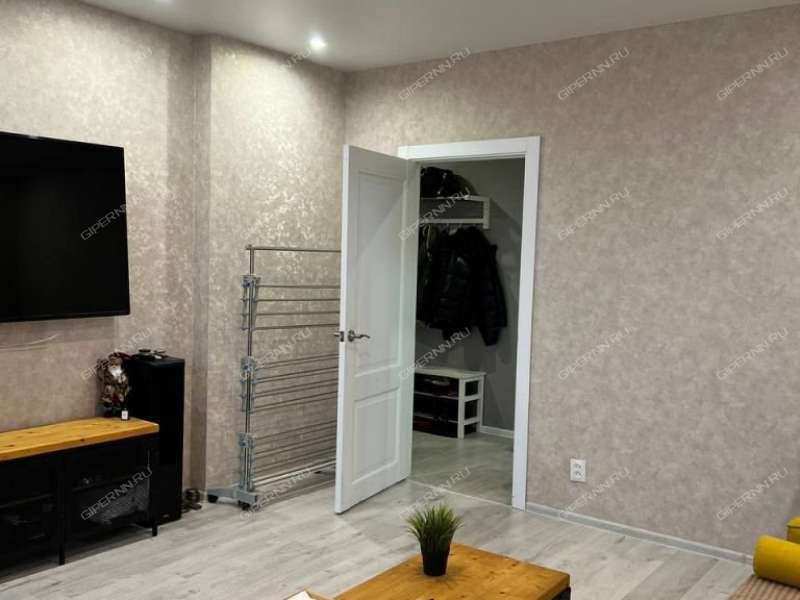 двухкомнатная квартира на улице Июльских Дней дом 1/2