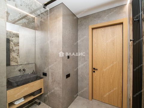 1-komnatnaya-ul-eniseyskaya-d-1a фото
