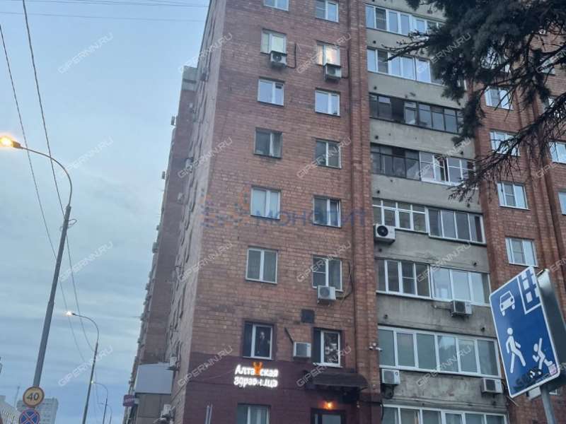 трёхкомнатная квартира на улице Максима Горького дом 148