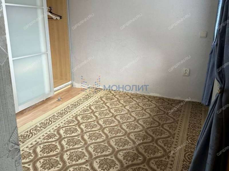 трёхкомнатная квартира на улице Литвинова дом 40