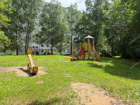 2-komnatnaya-ul-marshala-malinovskogo-d-3 фото