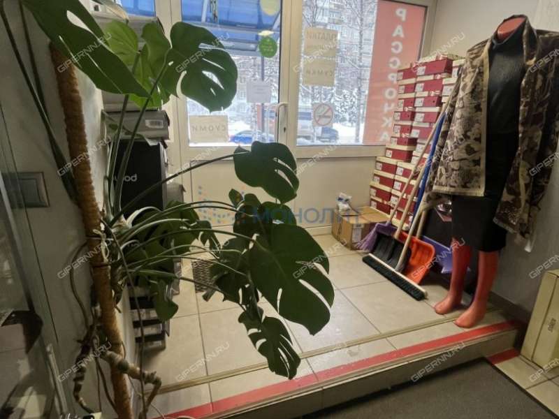 помещение под помещение свободного назначения, торговую площадь на улице Культуры