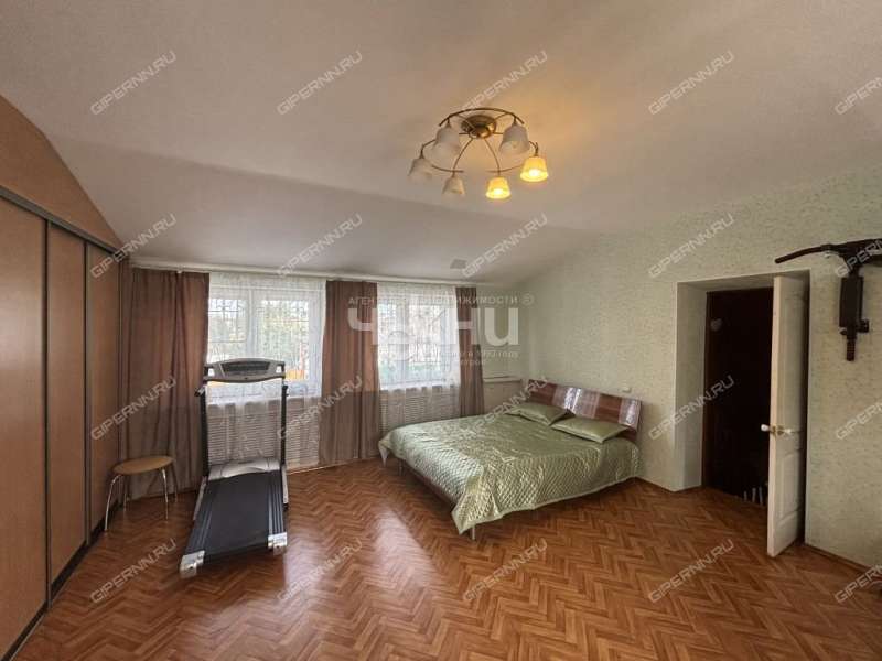 дом на улице Молодая Гвардия