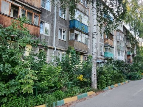 1-komnatnaya-ul-geroya-chugunova-d-7a фото