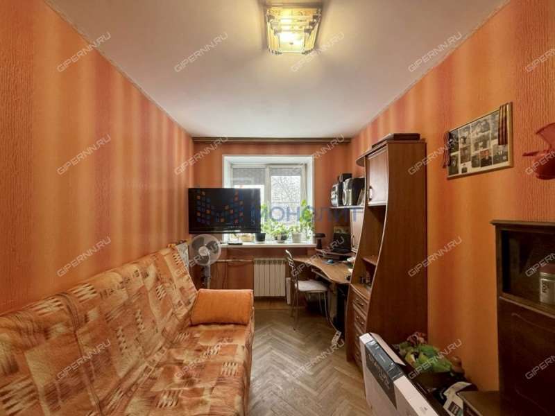 трёхкомнатная квартира на Ошарской улице дом 94