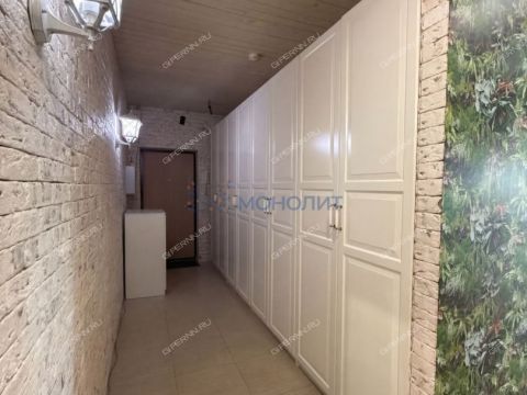 2-komnatnaya-prosp-gagarina-d-101-k2 фото