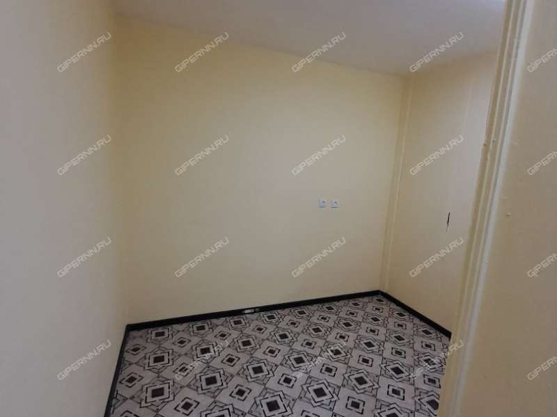 помещение под помещение свободного назначения на улице Черняховского