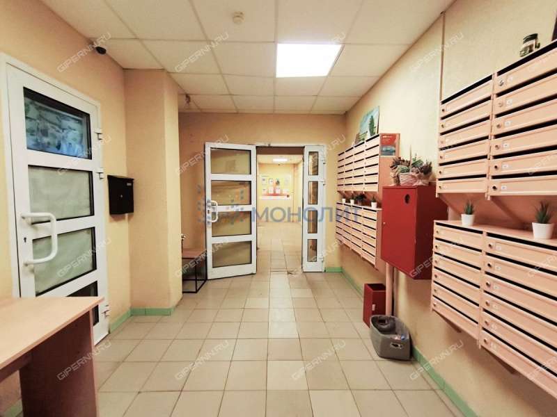 трёхкомнатная квартира на бульваре 60-летия Октября дом 25 к3