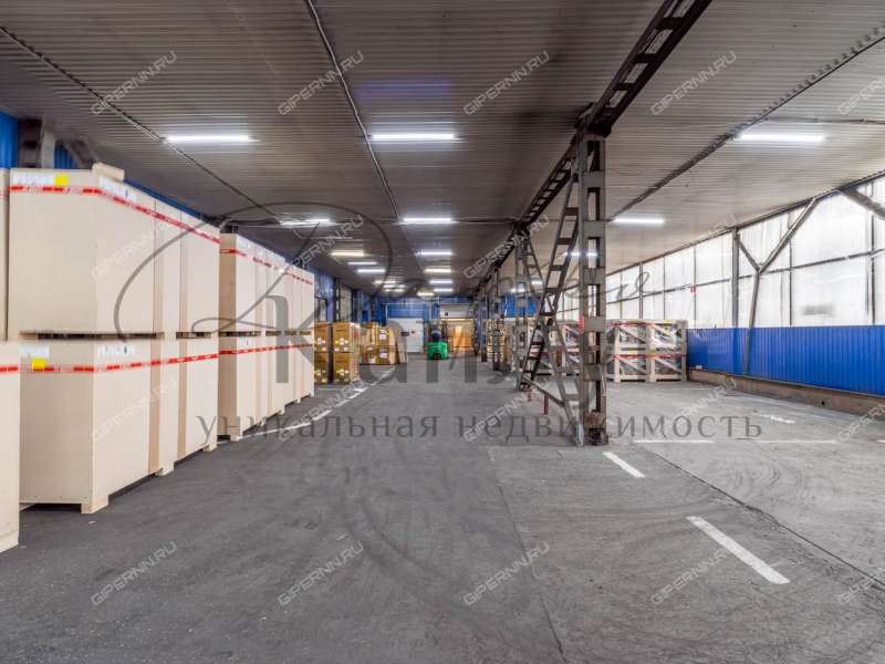 помещение под склад на улице Героя Советского Союза Поющева