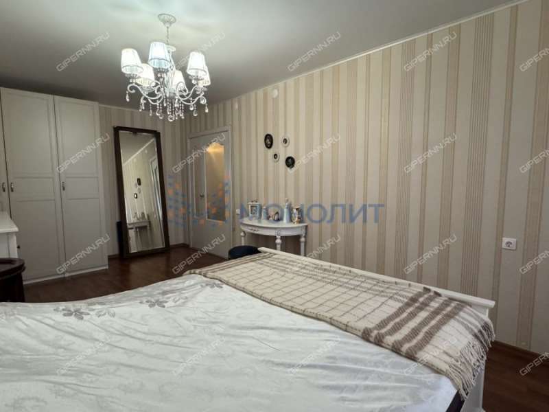 трёхкомнатная квартира на улице Родионова дом 167 к2