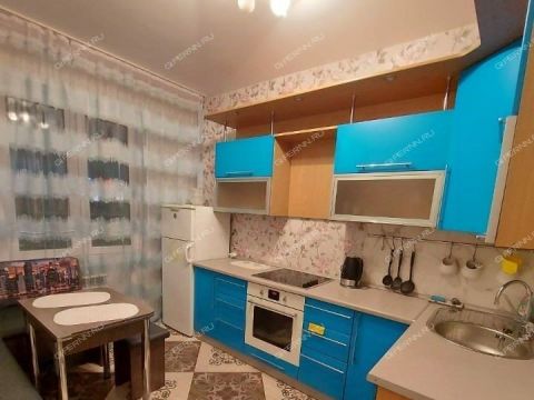 1-komnatnaya-ul-plotnikova-d-5 фото