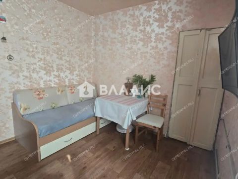 1-komnatnaya-ul-geroya-sovetskogo-soyuza-poyushheva-d-19 фото