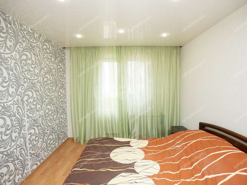 трёхкомнатная квартира на Днепропетровской улице дом 16