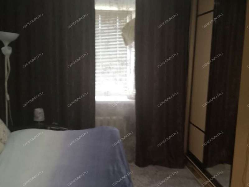 комната в доме 7 на Молодёжной улице город Дзержинск