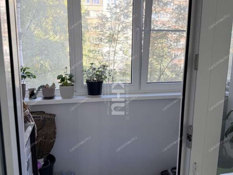 трёхкомнатная квартира на улице Героя Советского Союза Усилова дом 2 к4